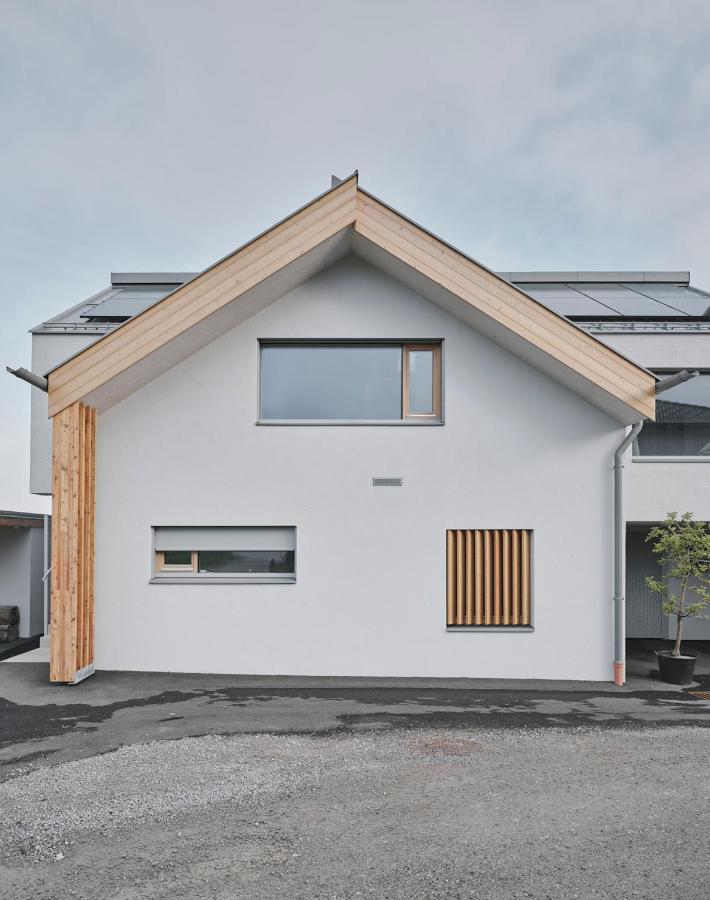 Urban Mountain Chalet With Lake View Maurach  Exterior photo