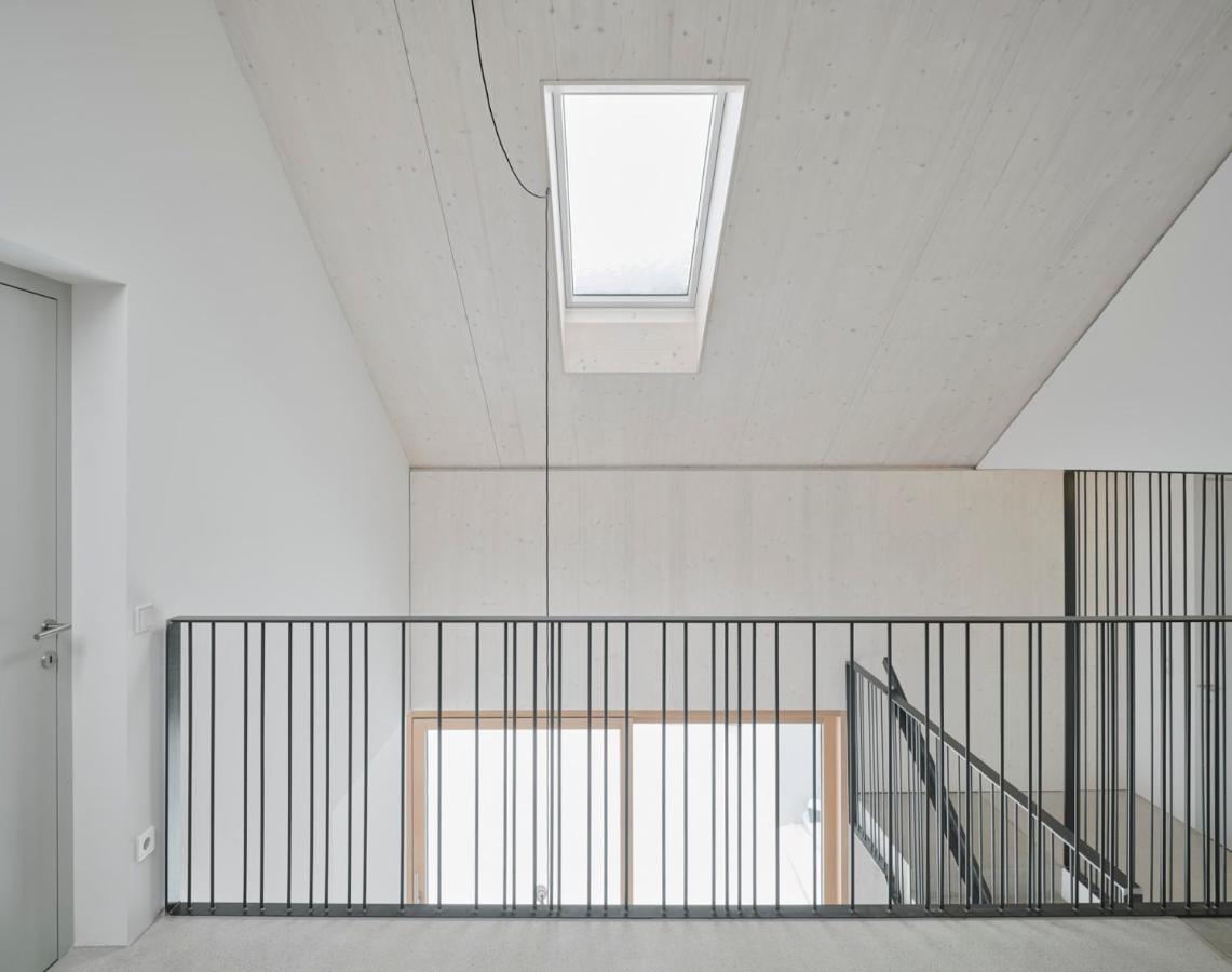 Urban Mountain Chalet With Lake View Maurach  Exterior photo