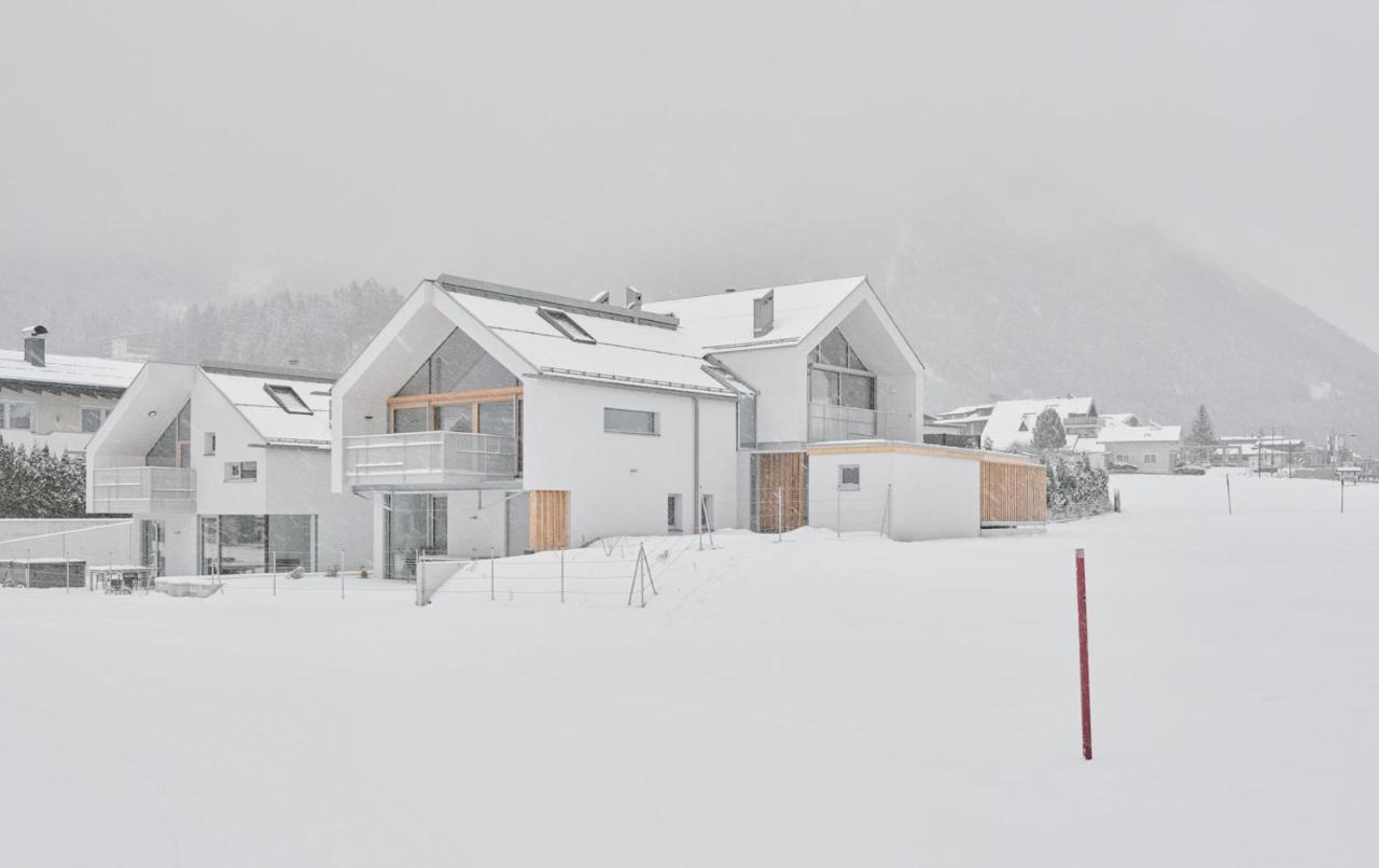 Urban Mountain Chalet With Lake View Maurach  Exterior photo